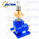 Gear drives the screw with trapezoidal thread lifting elevator